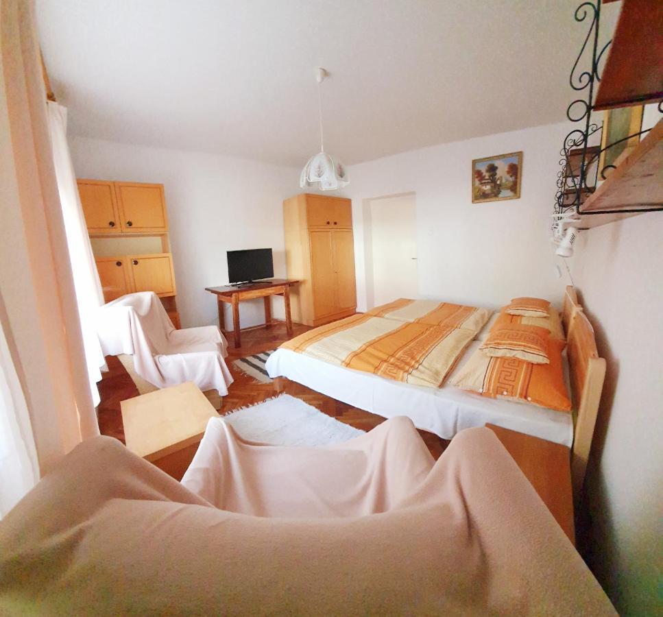 Ferienwohnung Anna Apartman Hévíz Exterior foto